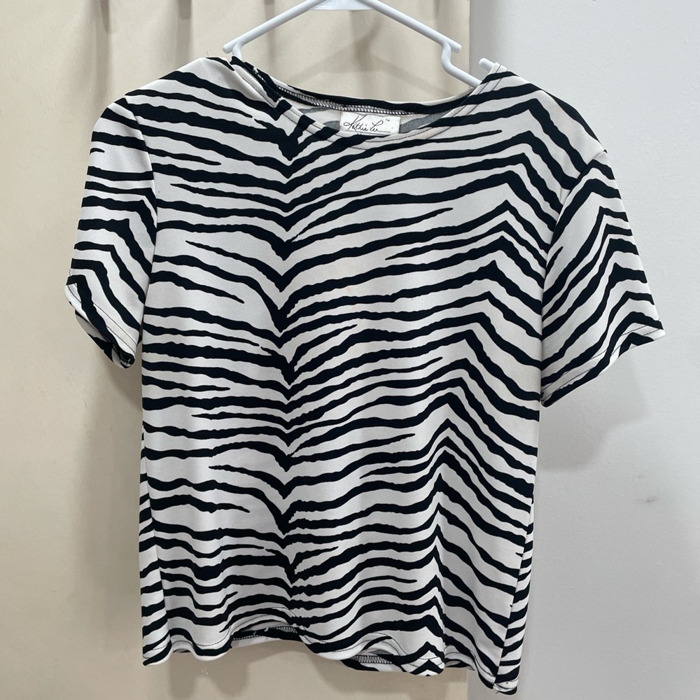 Black and White Zebra Stripe Tee